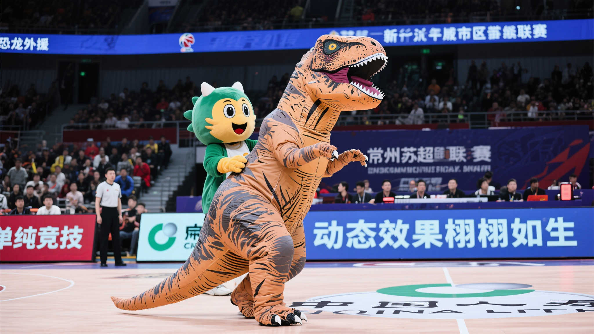 近年来，各地的体育联赛都在尝试通过增加趣味性来强化